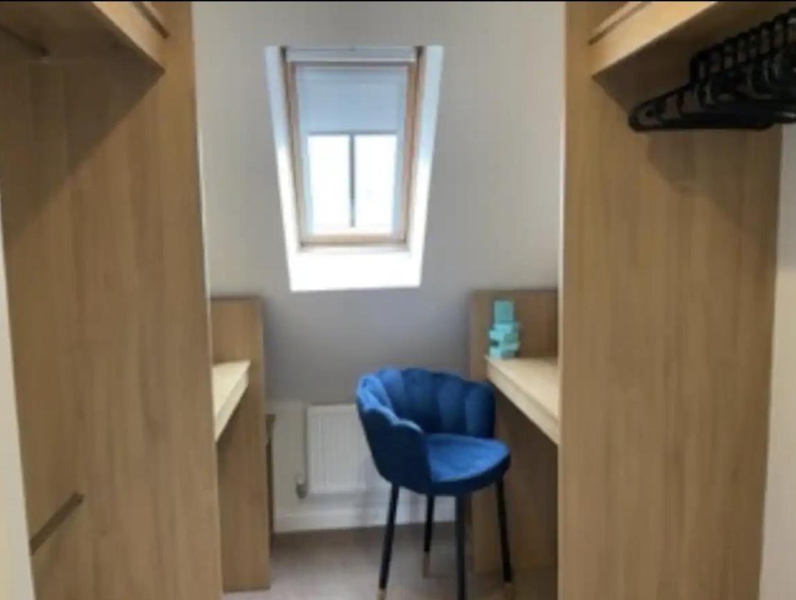 Modern Town House In Cotswolds - 3 Double Bedrooms 威特尼 外观 照片