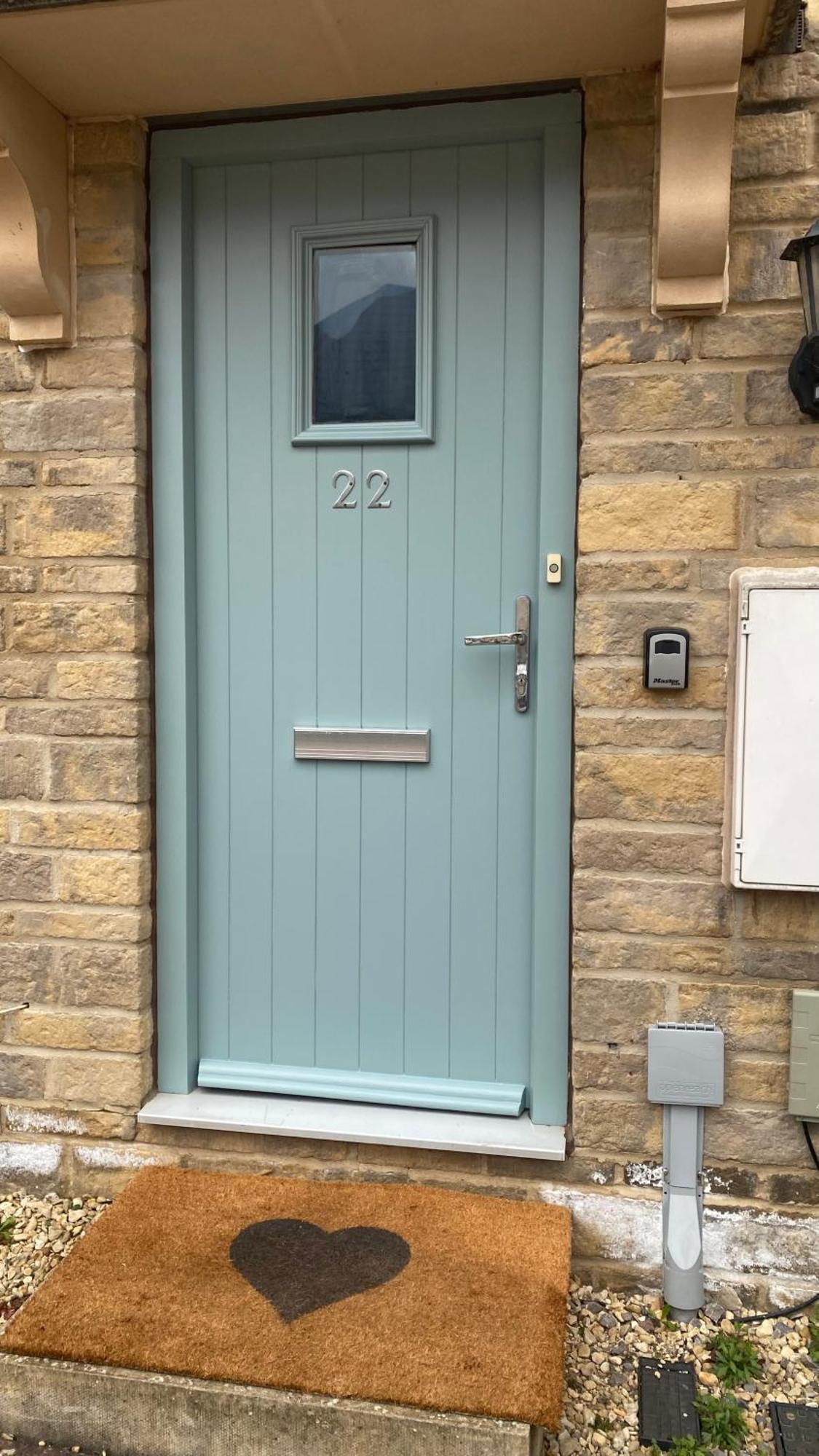 Modern Town House In Cotswolds - 3 Double Bedrooms 威特尼 外观 照片